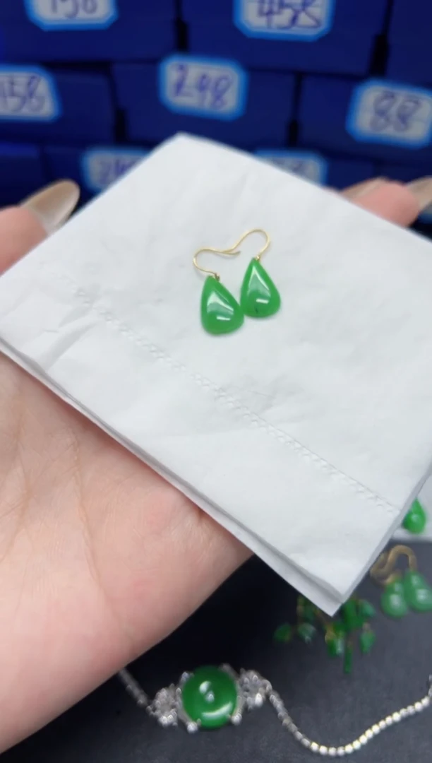 【闪购商品】翡翠耳饰18K金镶嵌Y缅料A货/支持复检/一件