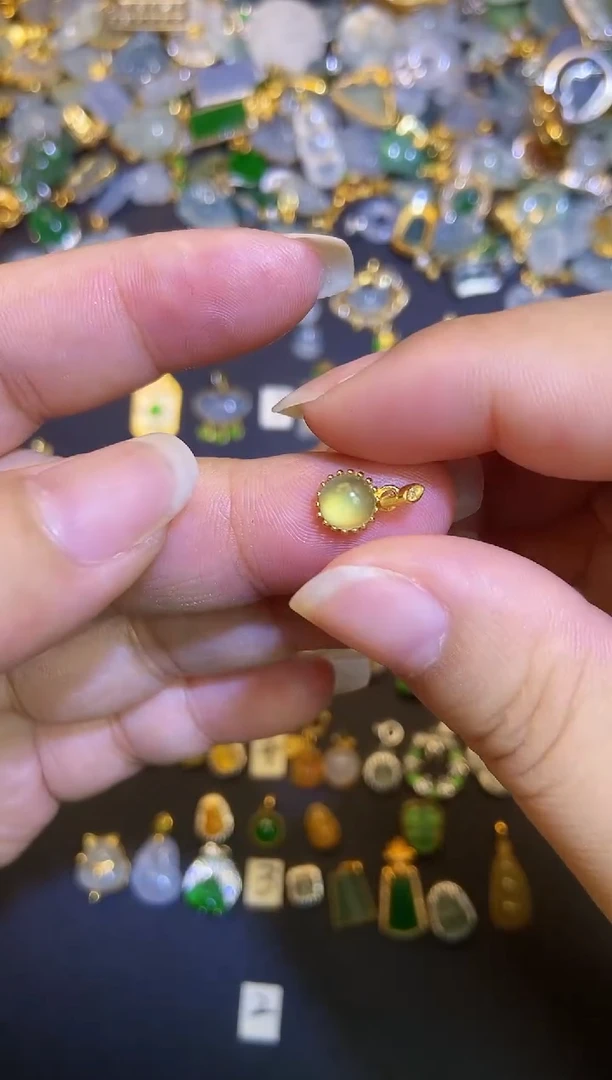 翡翠银S925镶嵌吊坠(不含链)1