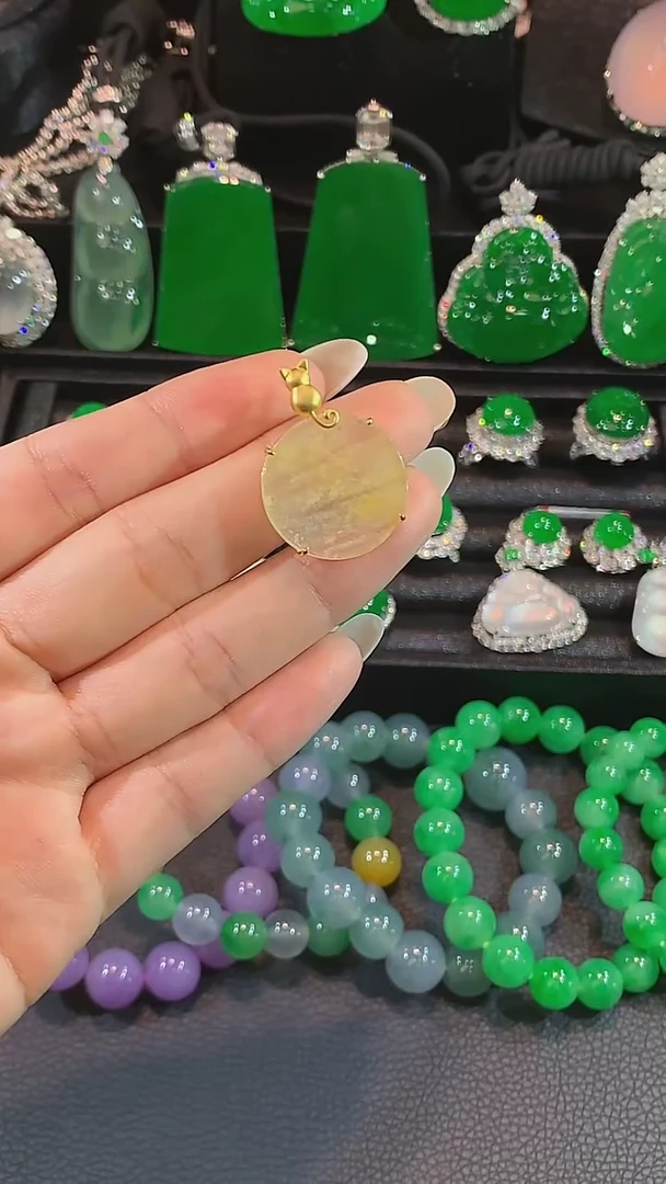 吊坠(不含链)未镶嵌翡翠吊坠