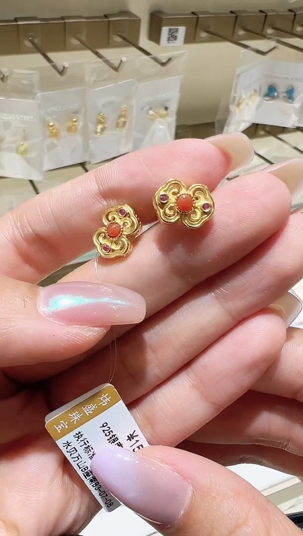 银S925镀金镶嵌南红玛瑙耳饰@@