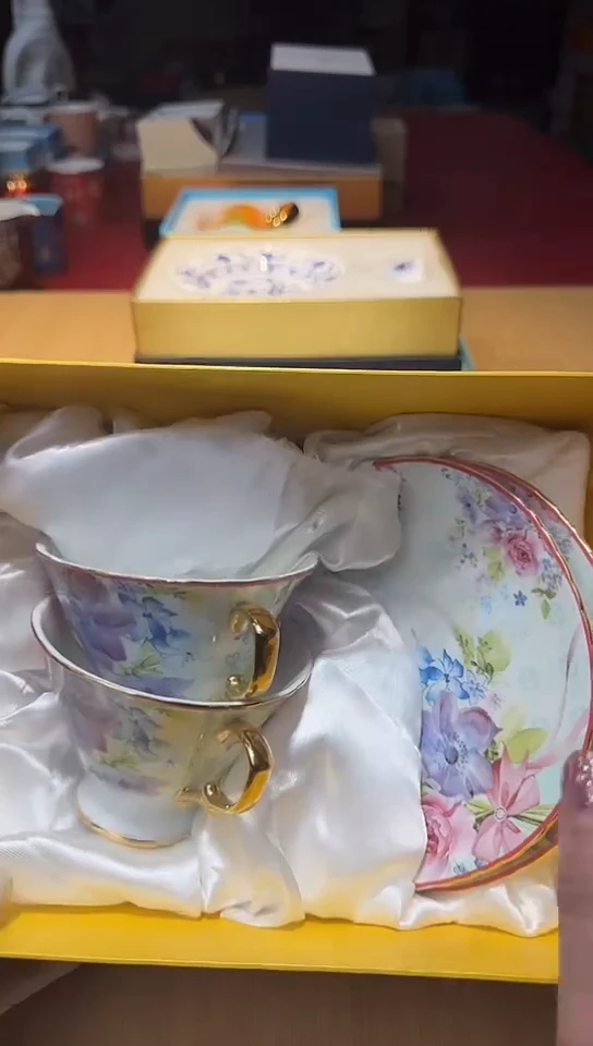 瓷片生活的本意是开心啊@@1