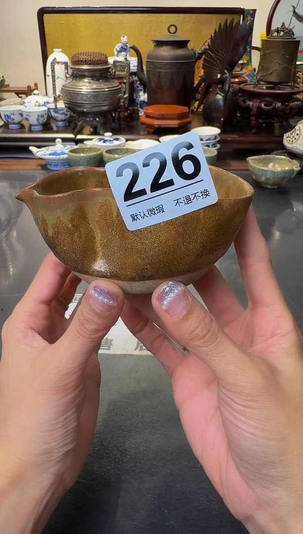 【闪购商品】摆件  注意：回流商品，默认有瑕.不退不换