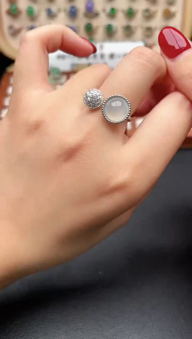 银S925镶嵌戒指翡翠一物一证一礼盒