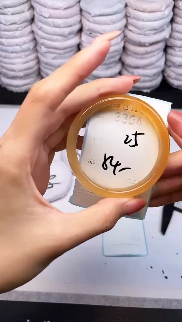 手镯玛瑙/玉髓未镶嵌3304