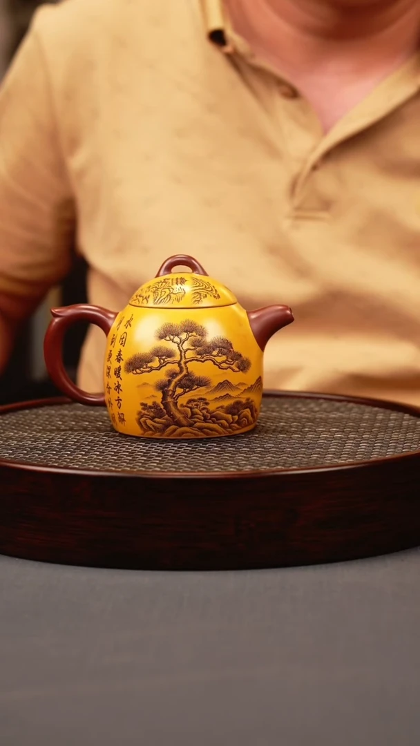茶壶紫砂龙血砂双色 秦权 刻绘