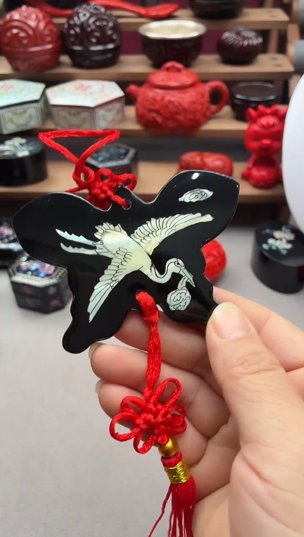 扬州漆器鹤舞小台屏