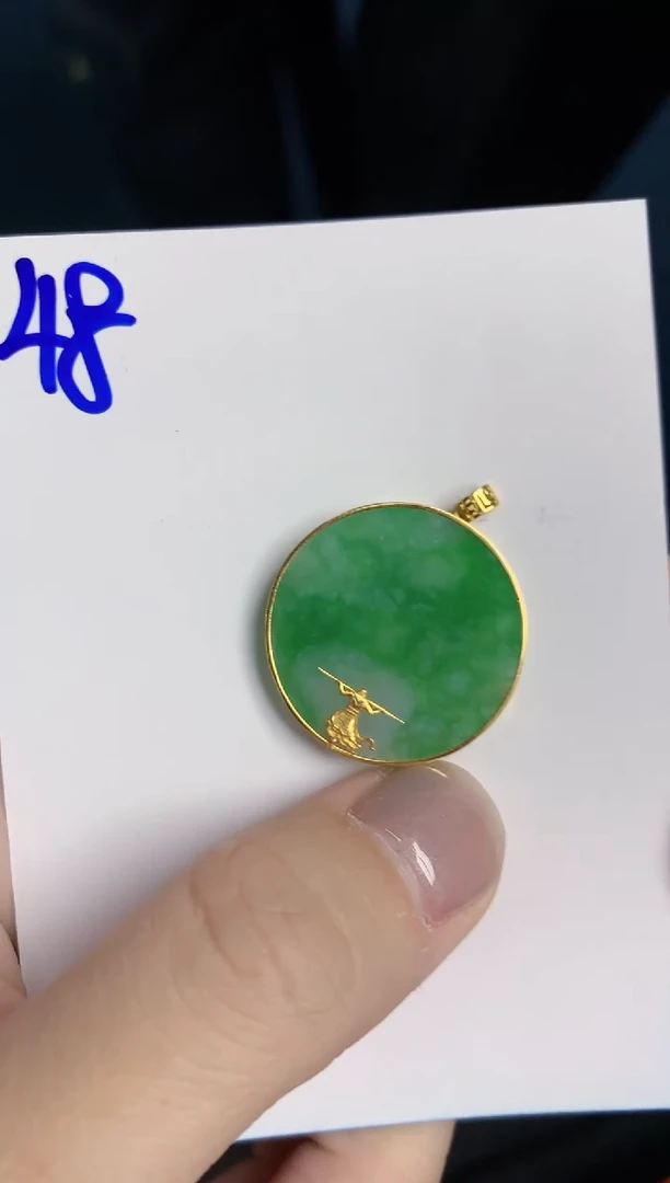 【闪购商品】翡翠颈饰18K金镶嵌天然翡翠A货