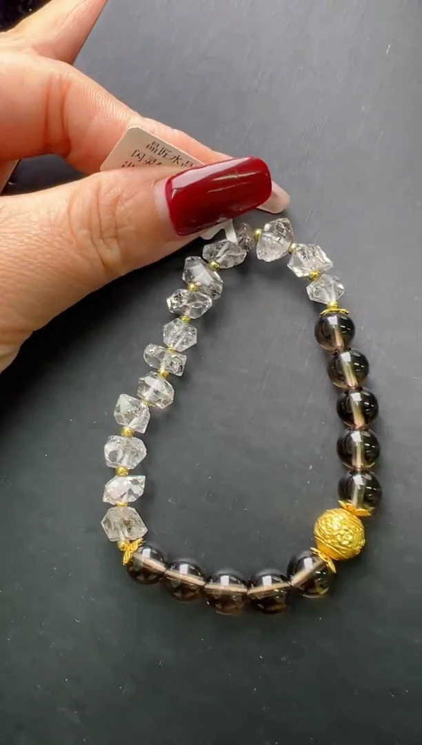 【闪购商品】水晶手串未镶嵌闪灵钻茶水晶手串 Z10232