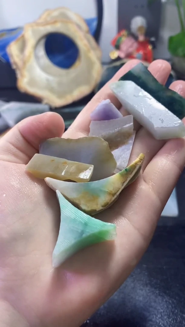 翡翠未镶嵌颈饰165天然翡翠