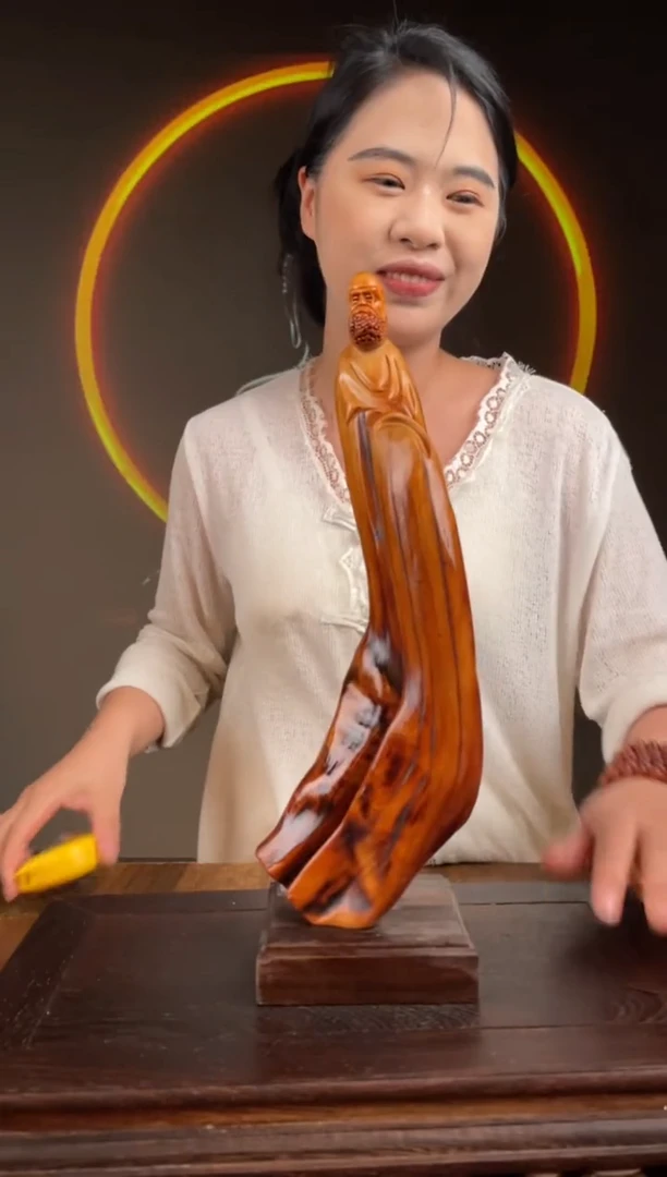 柏木（崖柏）手工摆件,先抢先得! 编号:8