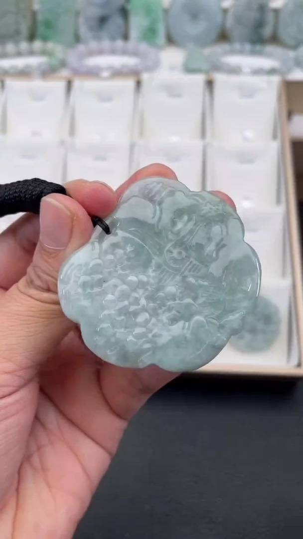 颈饰未镶嵌翡翠天然缅甸翡翠A货149