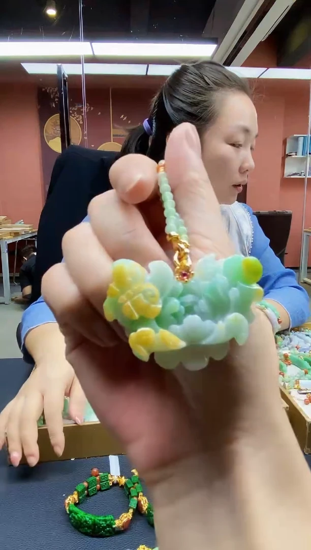 颈饰未镶嵌翡翠翡翠吊坠