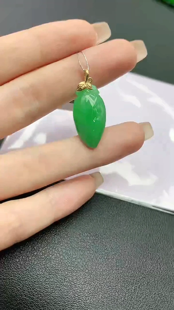 【闪购商品】翡翠颈饰18K金镶嵌赠礼盒证书 珍珍