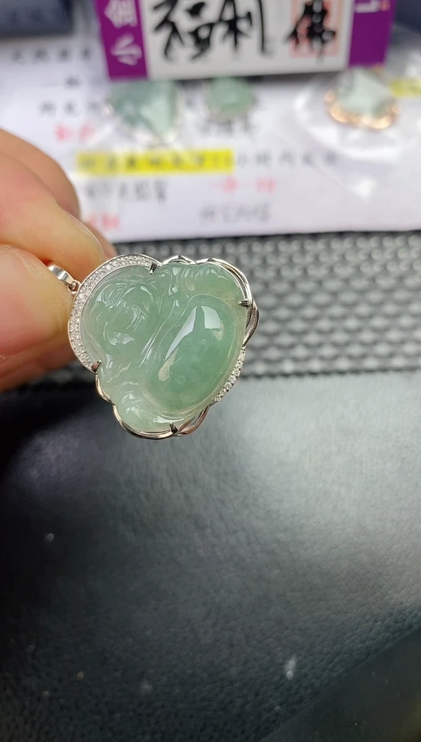 颈饰银S925镶嵌翡翠蕾****！挂件