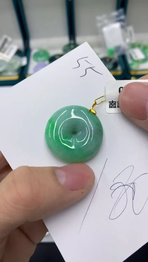 【闪购商品】翡翠颈饰18K金镶嵌1111111111