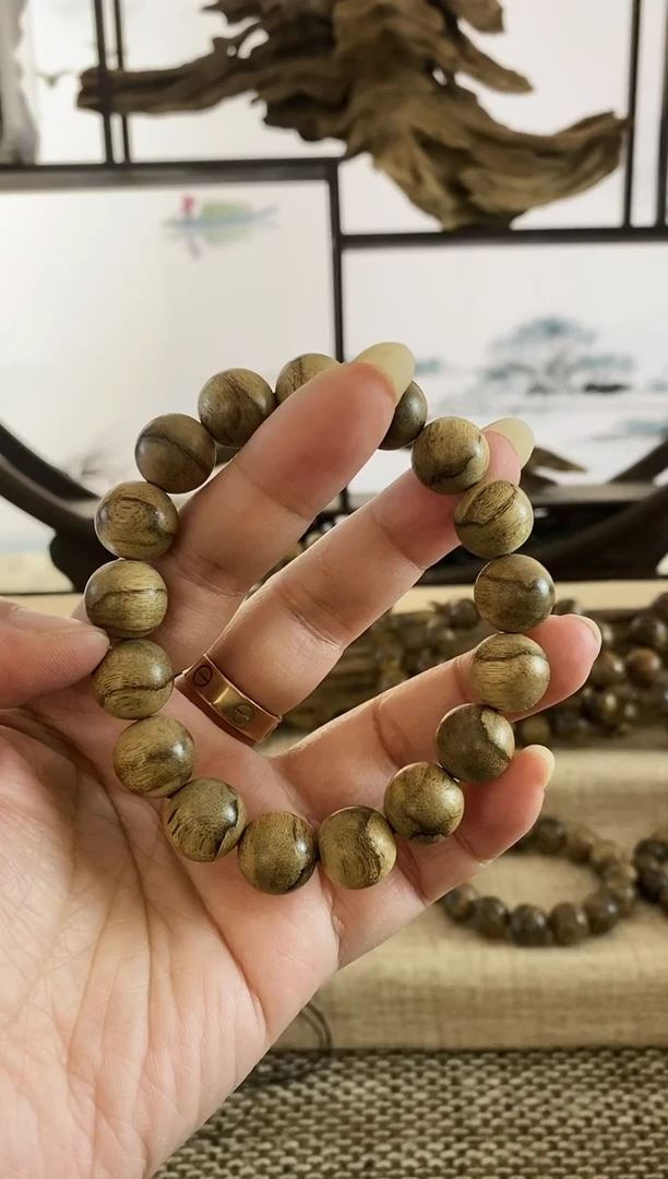 沉香手串金三角虎斑老料13+MM单圈