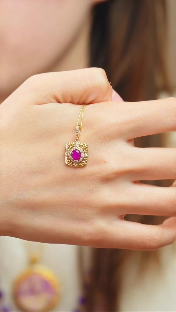 苏纪石（舒俱来）18K金镶嵌吊坠(不含链)222