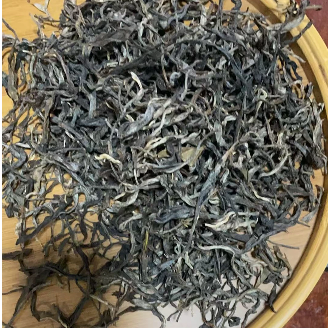 6月21日  100克 23年 新班章 生茶散茶 Y2138