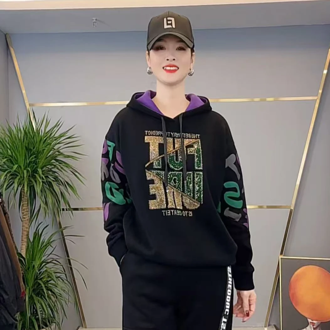 shishu/拾束冬季新款时尚女装重工绿色烫钻字母加绒卫衣女CY6731