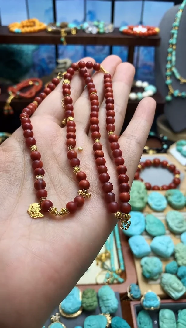 颈饰18K金镶嵌南红玛瑙南红牛血红项链