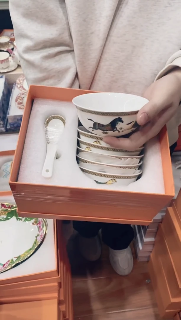 【闪购商品】杯鸿辉家品牌瓷器，京东包邮！