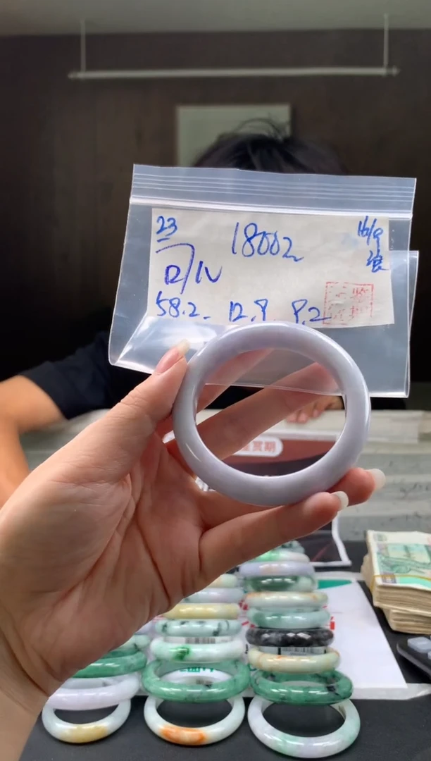 未镶嵌手镯翡翠?****?翡翠手镯 下单联系小耳机#23
