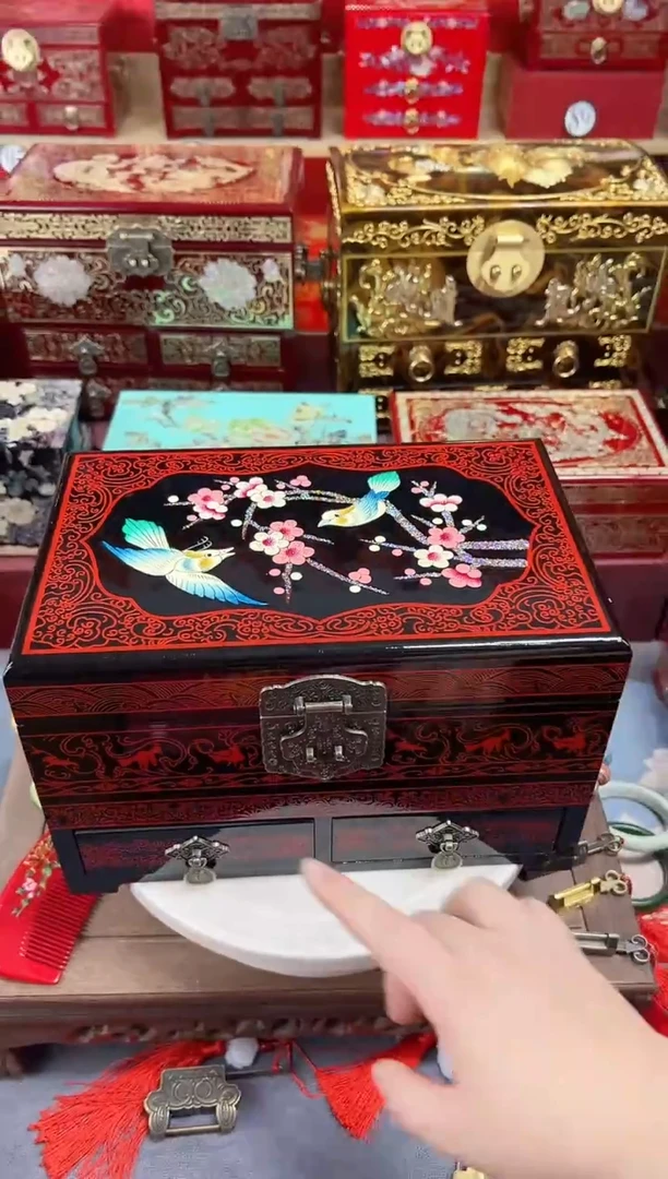 28厘米三层双抽传统彩绘喜上眉梢