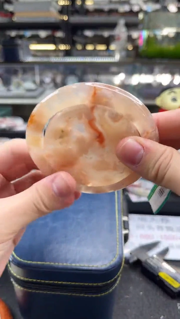 未镶嵌手镯石英质玉六*六圈口（赠品镯心）