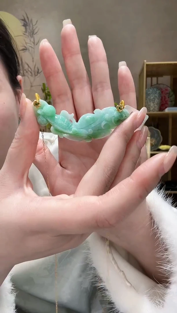 【闪购商品】翡翠耳饰未镶嵌吊坠