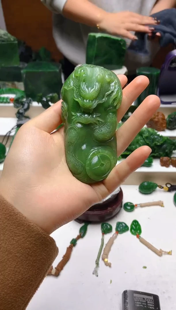 未镶嵌和田玉珠宝半成品1