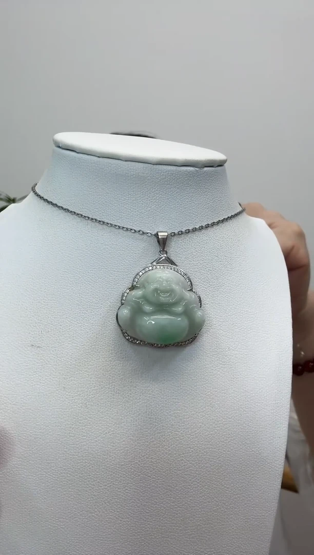 吊坠(赠链)银S925镶嵌翡翠小佛