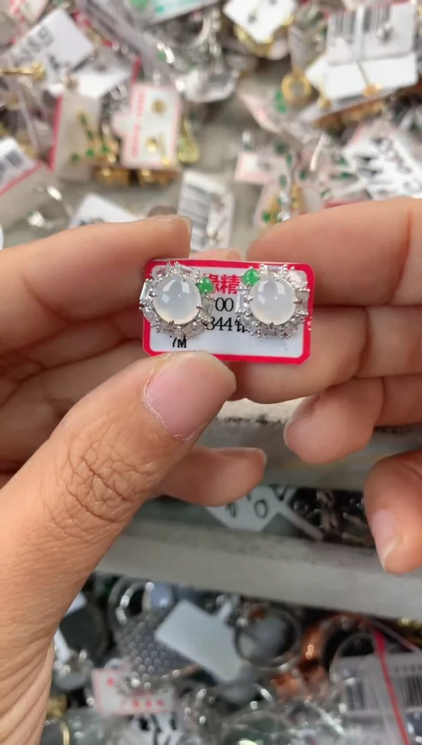 银S925镶嵌戒指翡翠777            6