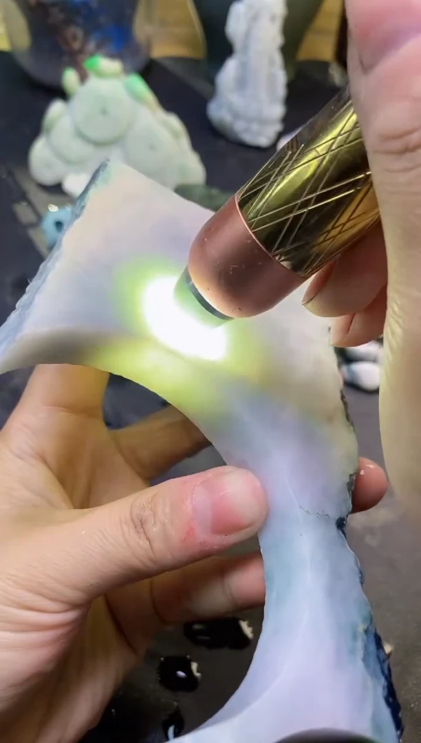 翡翠挂件未镶嵌天然翡翠032