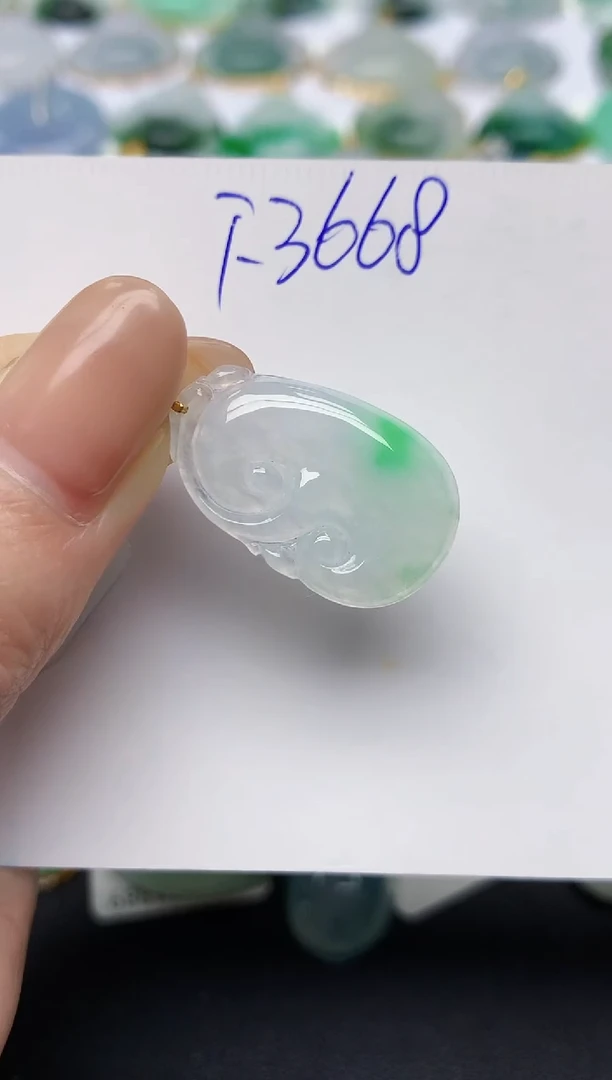 颈饰18K金镶嵌翡翠天然缅甸A货翡翠百元以上9元证书费自理