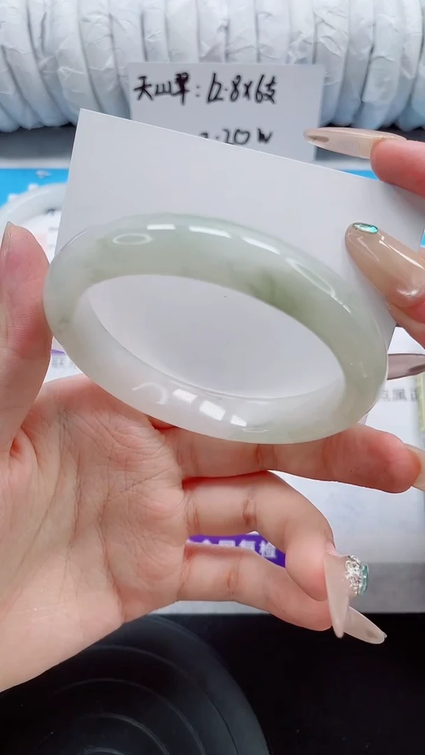 未镶嵌手镯石英质玉245-58/59