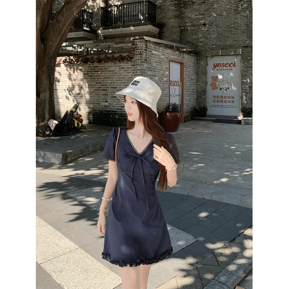 【今日破价】韩系高智感法式简约V领气质显瘦收腰连衣裙