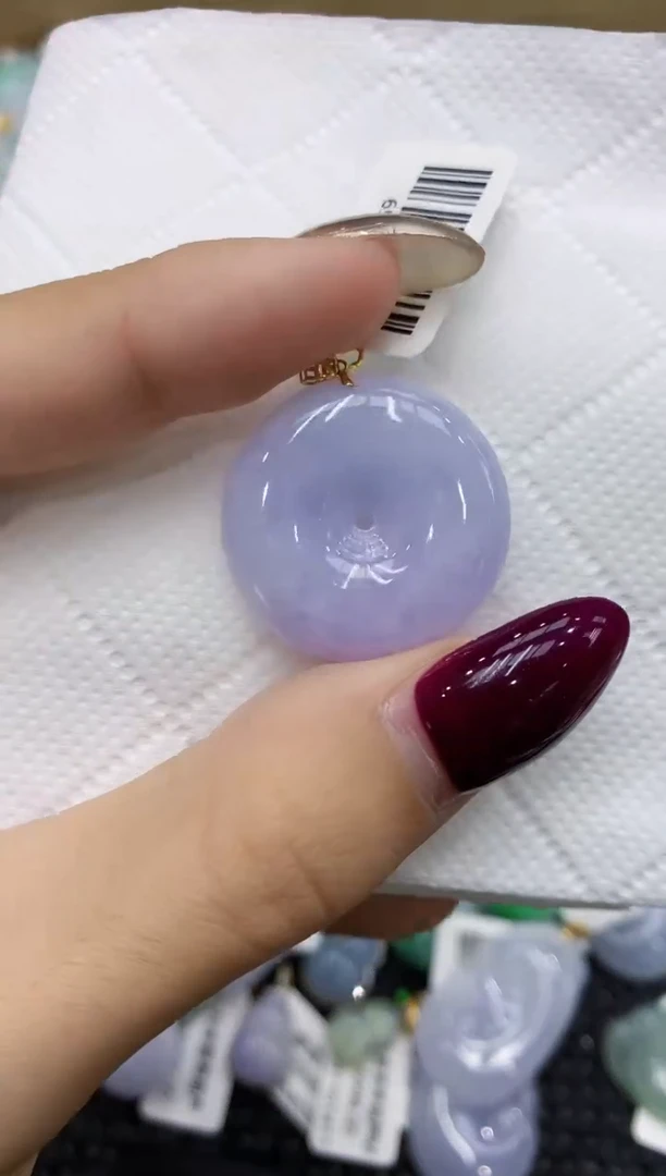 翡翠18K金镶嵌颈饰111111111111
