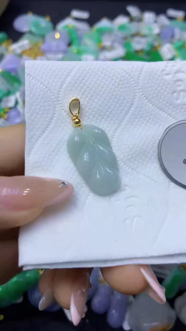 颈饰未镶嵌翡翠天然缅甸翡翠A货