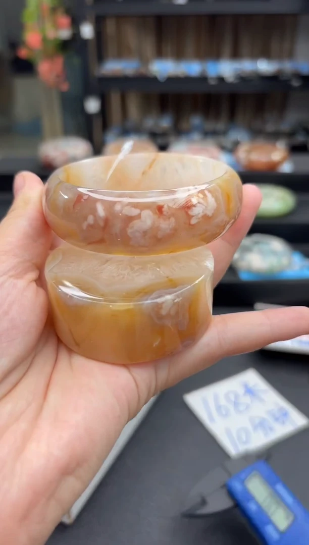 石英质玉手镯未镶嵌96(58圈赠送镯心)