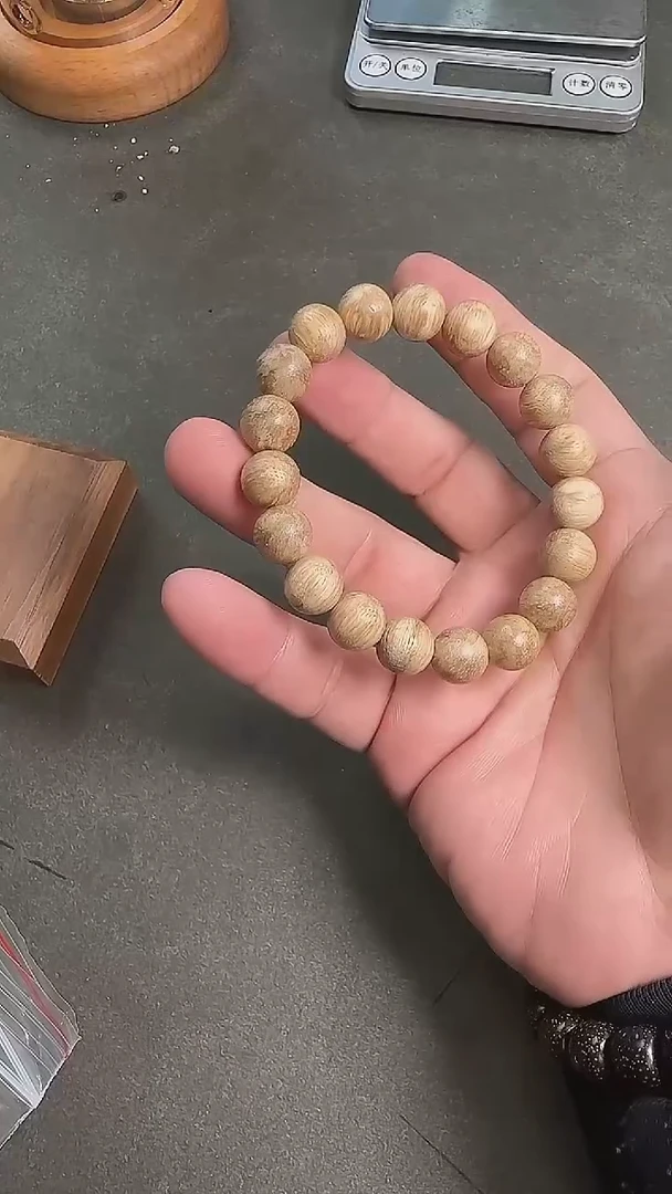 沉香手串520013-达拉干1.1多样性发其一