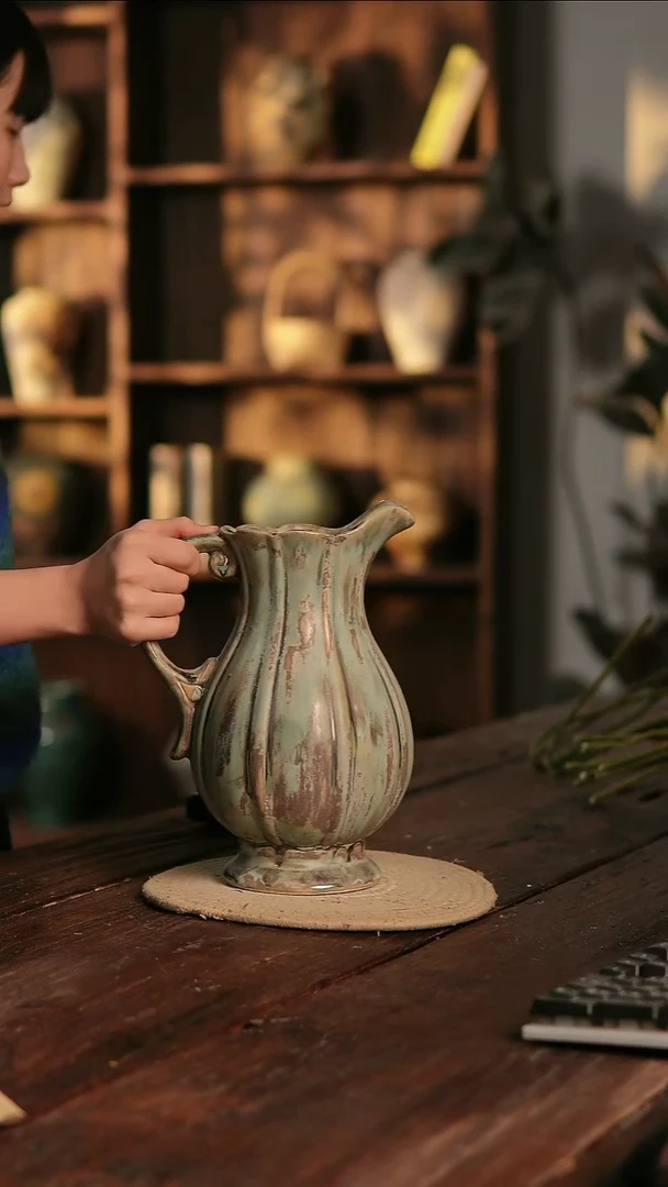 摆件6-387 陶瓷花器高27口径8