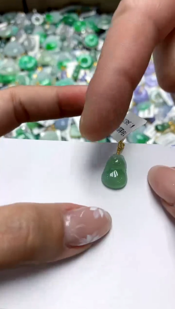 【闪购商品】翡翠颈饰18K金镶嵌111111111111111111