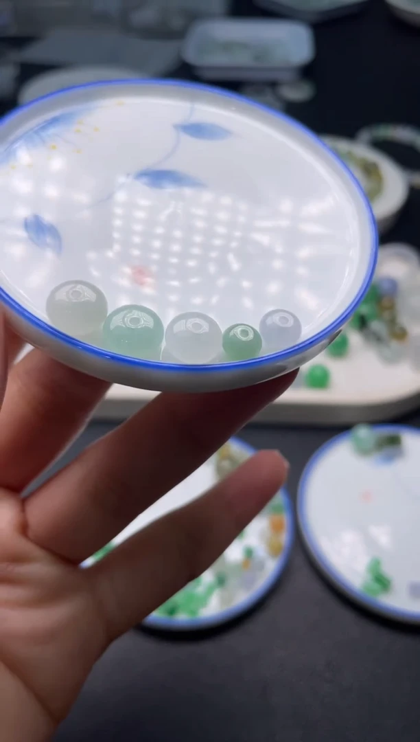 【闪购商品】翡翠颈饰未镶嵌啊A156