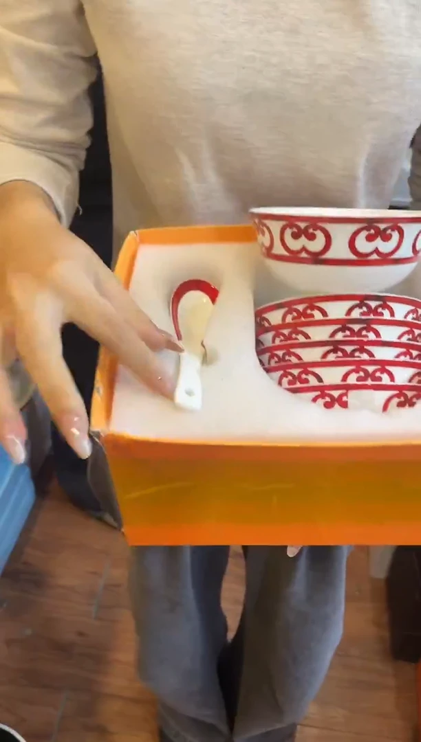 杯鸿辉家品牌瓷器，京东包邮！