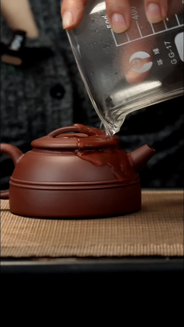 紫砂茶盏中槽清线圆点汤180CC