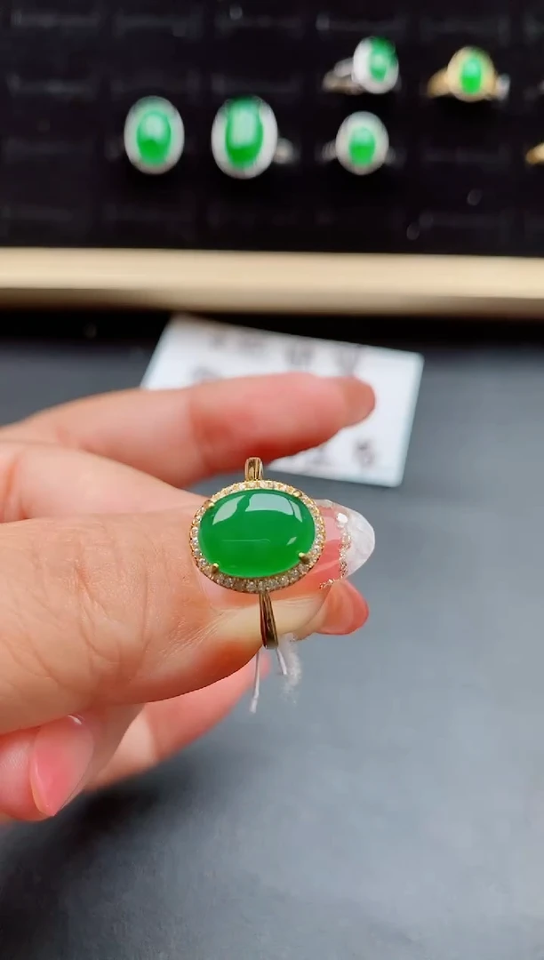 【闪购商品】翡翠戒指银S925镶嵌8000