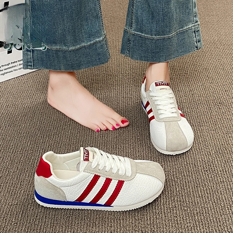 时尚软底小白鞋2025秋季新款女休闲鞋厚底增高踩屎感不累脚运动鞋