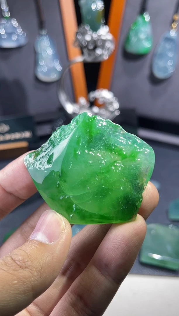 未镶嵌定制翡翠佳佳翡翠毛料定制包工包料35w