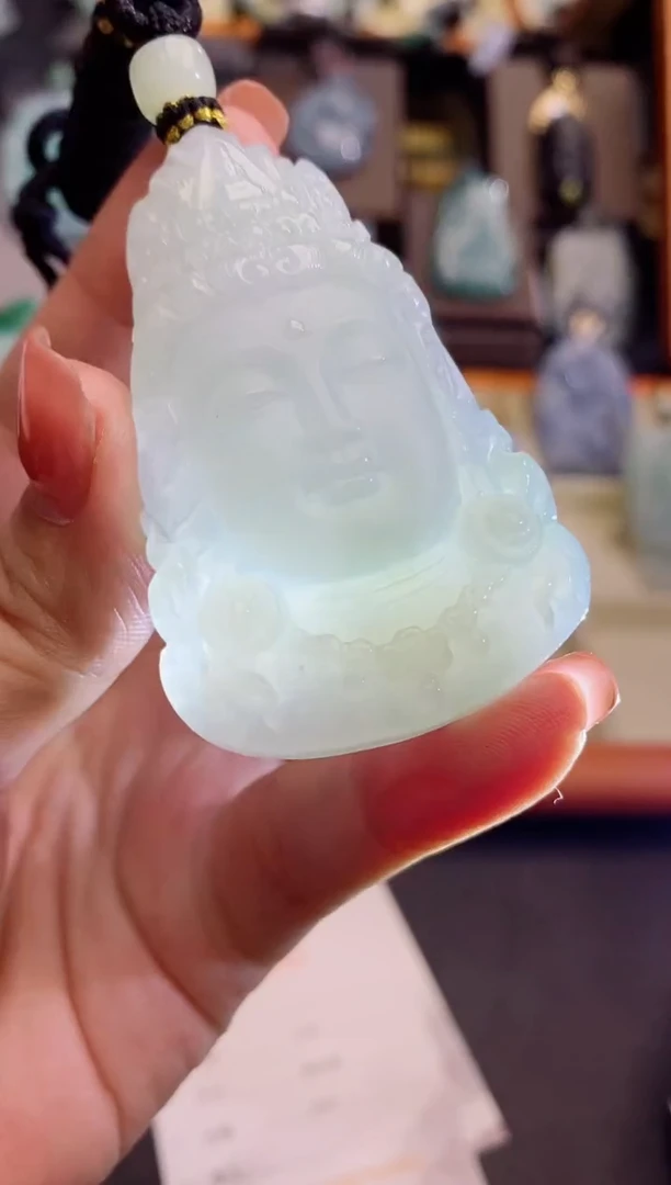 翡翠未镶嵌颈饰缅甸天然翡翠