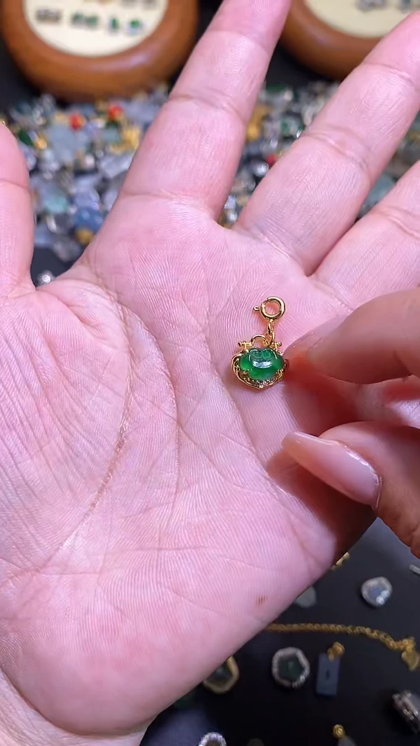 【闪购商品】翡翠吊坠(不含链)银S925镶嵌1